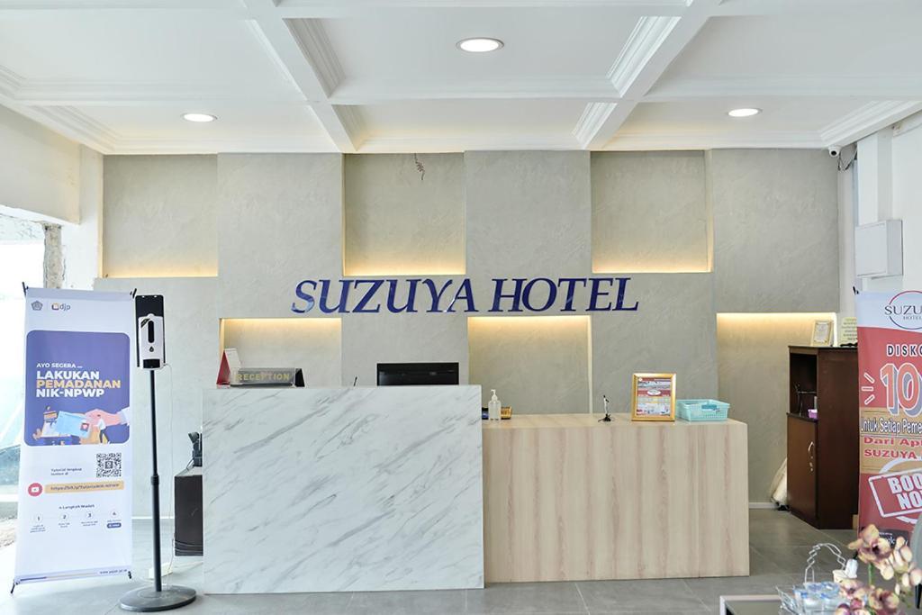 Suzuya Hotel Rantau Prapat Rantauprapat Bagian luar foto